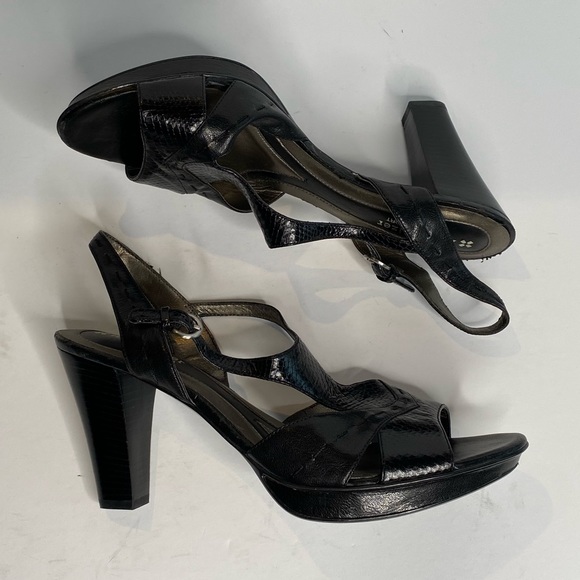 🍒NATURALIZER Black Leather Heels!!! - Picture 5 of 6